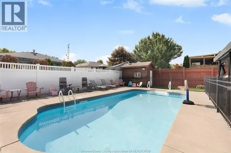 2257 Askin Windsor ON N9B 3Y4