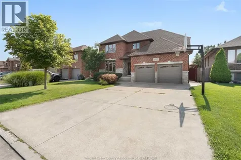 2257 Askin Windsor ON N9B 3Y4
