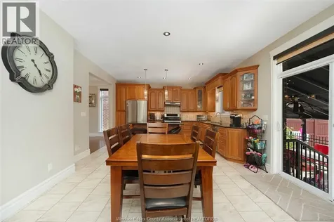 2257 Askin Windsor ON N9B 3Y4