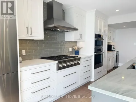 1189 Woodland Drive Oro-medonte ON L3V 0R8