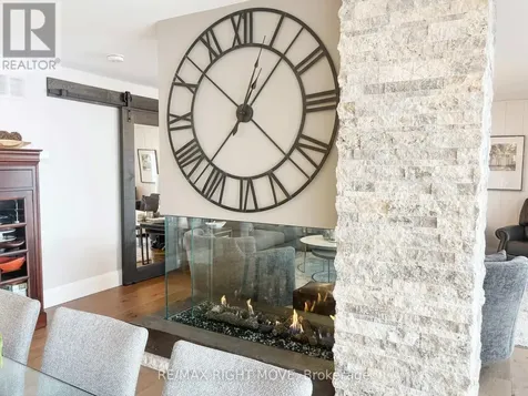 1189 Woodland Drive Oro-medonte ON L3V 0R8