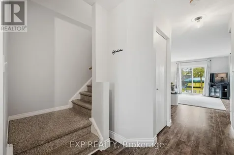 31 Parkside Street Mapleton ON N0G 1P0