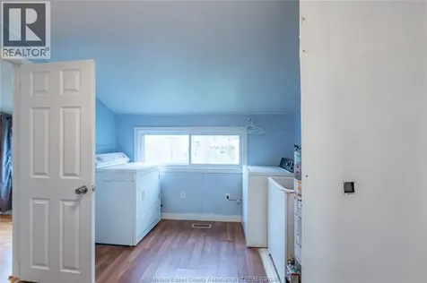 1015 Partington Avenue Windsor ON N9B 2P1