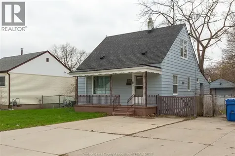 1015 Partington Avenue Windsor ON N9B 2P1