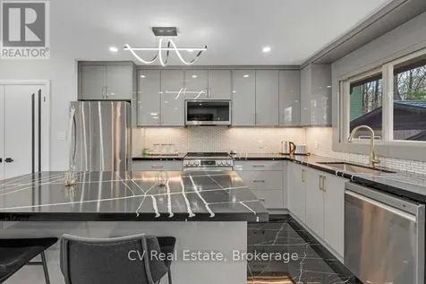 3866 Dixon Road Innisfil ON L9S 2R9