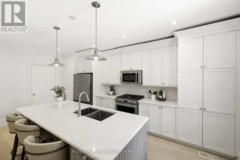 68 Cavan Street Port Hope ON L1A 3B6
