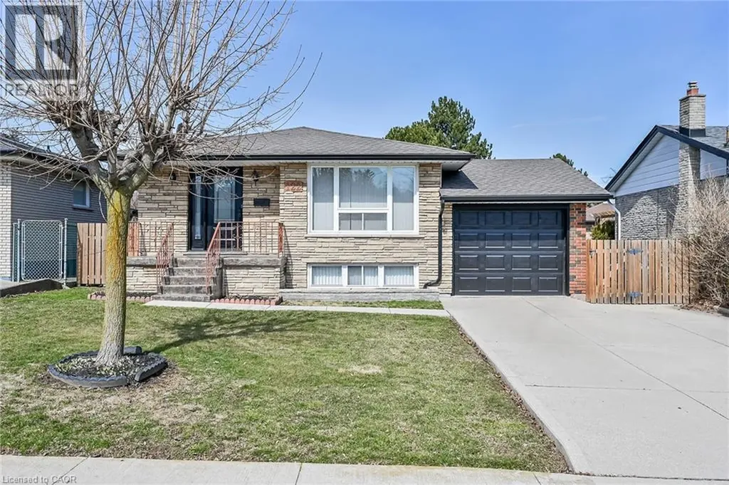 122 Glen Forest Drive Hamilton ON L8K 5Z1