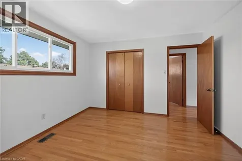 122 Glen Forest Drive Hamilton ON L8K 5Z1