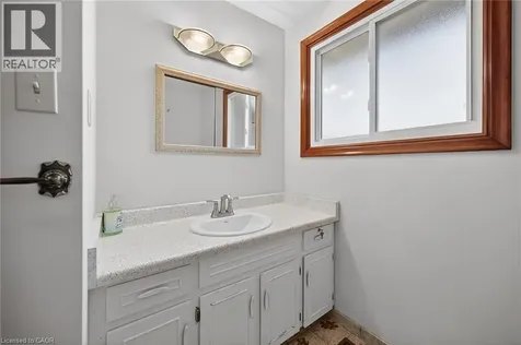 122 Glen Forest Drive Hamilton ON L8K 5Z1