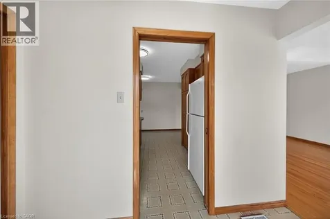 122 Glen Forest Drive Hamilton ON L8K 5Z1