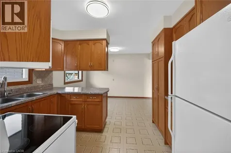 122 Glen Forest Drive Hamilton ON L8K 5Z1