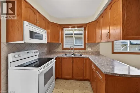 122 Glen Forest Drive Hamilton ON L8K 5Z1