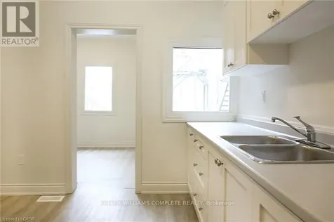 76 Wentworth Street South Hamilton (stinson) ON L8N 2Y9