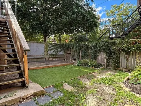 76 Wentworth Street South Hamilton (stinson) ON L8N 2Y9