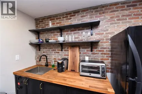 242 James Street South Hamilton ON L8P 3B3