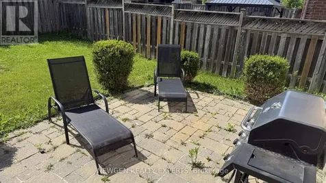 11 Berry Moss Street Kitchener ON N2E 3V1