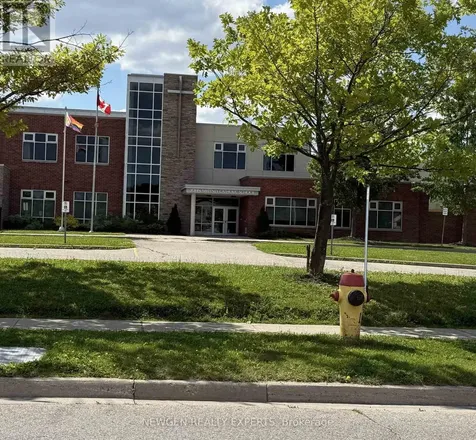 11 Berry Moss Street Kitchener ON N2E 3V1