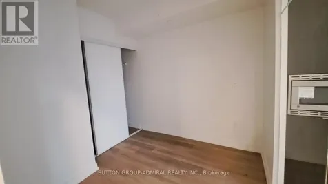 1 Jarvis Street Hamilton (beasley) ON L8R 3J2