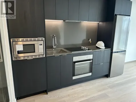 1 Jarvis Street Hamilton (beasley) ON L8R 3J2
