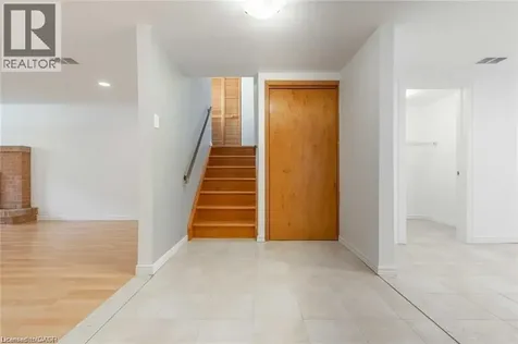 134 Marcella Crescent Hamilton ON L8K 6G3