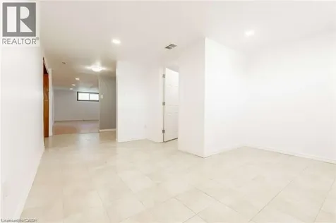 134 Marcella Crescent Hamilton ON L8K 6G3