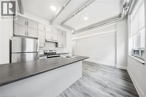 11 Queen Street Brantford ON N3T 3B1