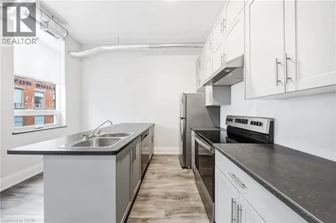 11 Queen Street Brantford ON N3T 3B1