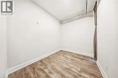 11 Queen Street Brantford ON N3T 3B1