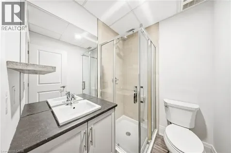 11 Queen Street Brantford ON N3T 3B1
