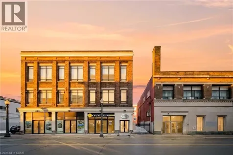 11 Queen Street Brantford ON N3T 3B1