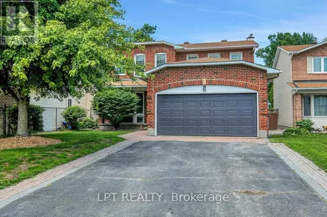 61 Shetland Way Ottawa ON K2M 1S4