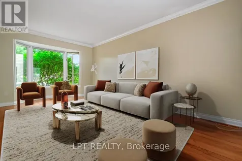 61 Shetland Way Ottawa ON K2M 1S4
