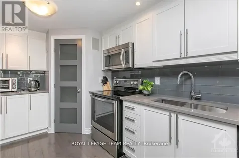 257 Gossamer Street Ottawa ON K1W 0B2