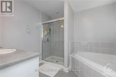 257 Gossamer Street Ottawa ON K1W 0B2