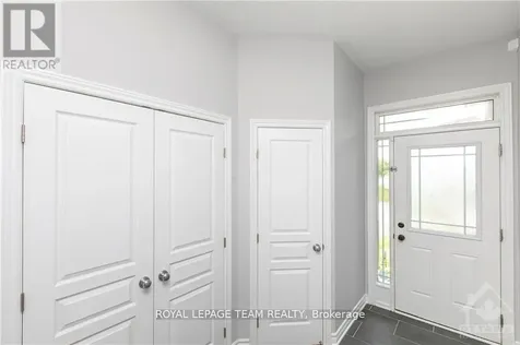 257 Gossamer Street Ottawa ON K1W 0B2