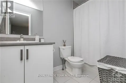 257 Gossamer Street Ottawa ON K1W 0B2