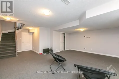 257 Gossamer Street Ottawa ON K1W 0B2