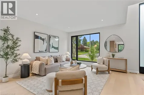 298 Strathcona Drive Burlington ON L7L 2E1
