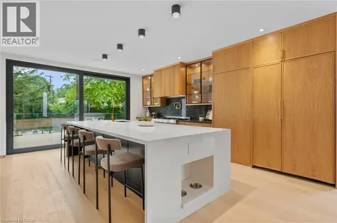 298 Strathcona Drive Burlington ON L7L 2E1