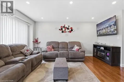 84 Westmeadow Drive Kitchener ON N2N 3P1