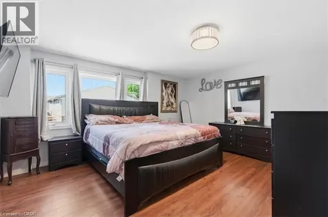 84 Westmeadow Drive Kitchener ON N2N 3P1