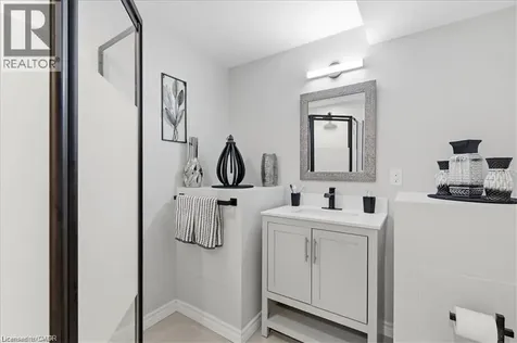 84 Westmeadow Drive Kitchener ON N2N 3P1