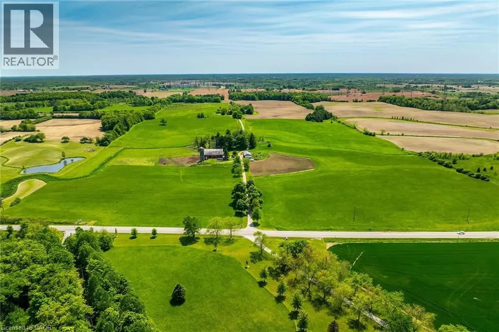 1216 Sawmill Road Ancaster ON L9G 3L1