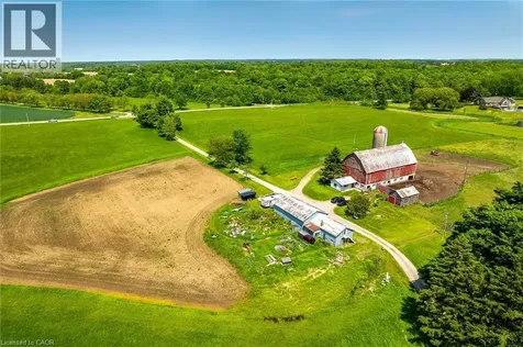 1216 Sawmill Road Ancaster ON L9G 3L1