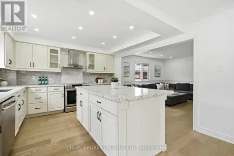 94 Roxana Avenue Vaughan (west Woodbridge) ON L4L 3Y8