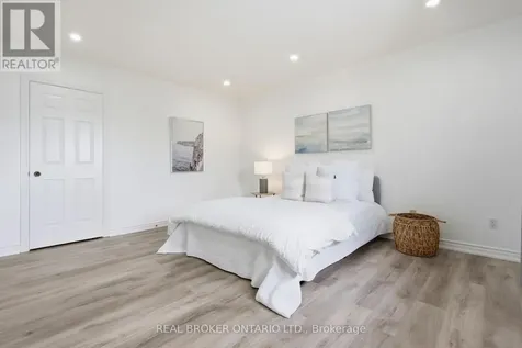 94 Roxana Avenue Vaughan (west Woodbridge) ON L4L 3Y8