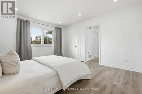 94 Roxana Avenue Vaughan (west Woodbridge) ON L4L 3Y8