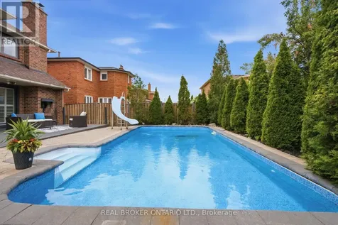 94 Roxana Avenue Vaughan (west Woodbridge) ON L4L 3Y8