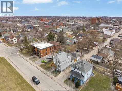 559 Assumption Windsor ON N9A 3B3