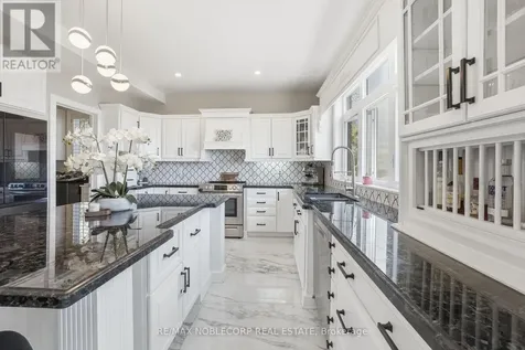 15 Palm Beach Road Oro-medonte ON L0L 1T0